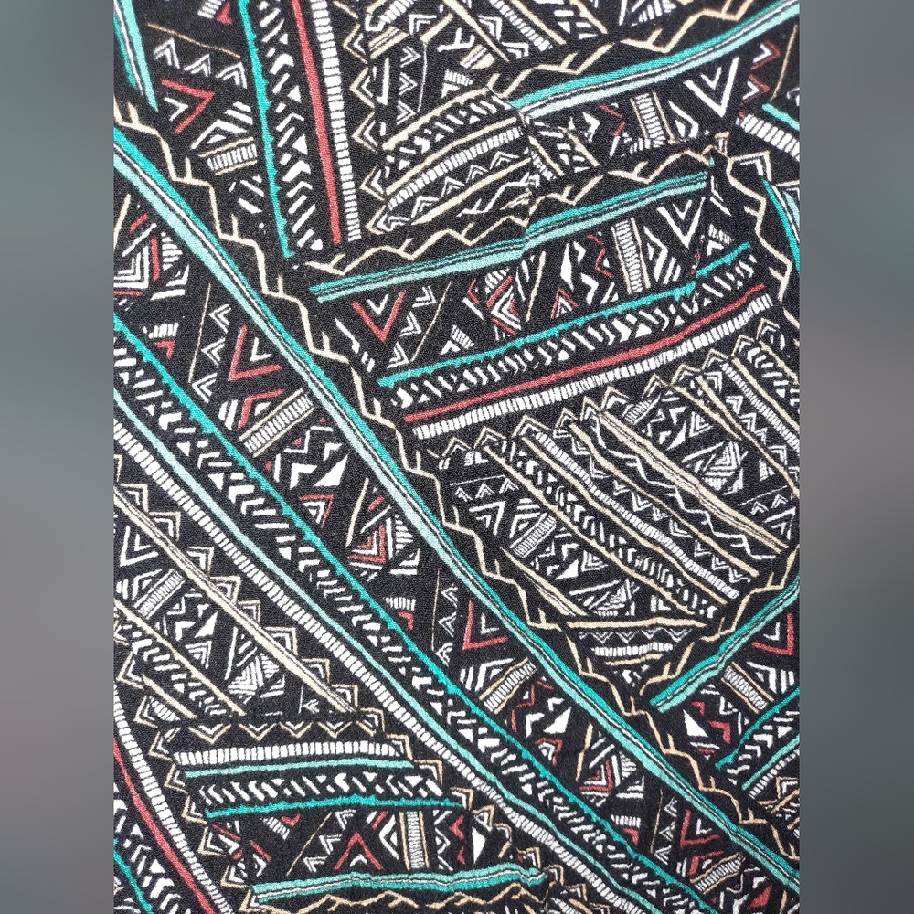 CATO Bohoblack, turquoise, rust & white abstract short sleeve size 3x blouse EUC - Picture 6 of 8